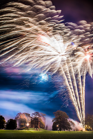 14PT_141107_FawkesInWalks_7483